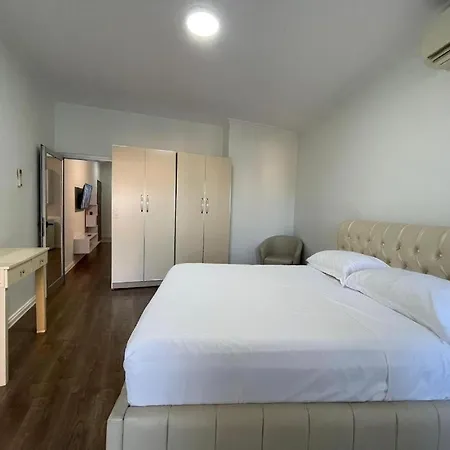 Apartment Luxury - Rruga Elbasanit